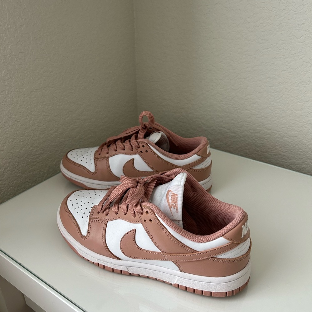Nike dunk lows rose whisper